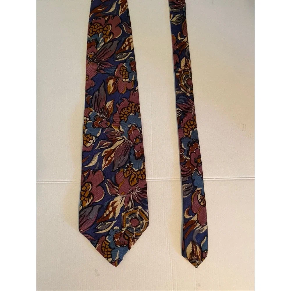 Chez Roffe New York Mens Silk Necktie Abstract Floral Purple Blue Gold USA Made